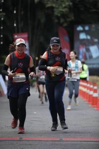 BIB: 
                            <button type="button" onclick="openModal(13629826)" class="btn btn-primary btn-sm float-right btn-popup" data-toggle="modal" data-target=".modal-high-quality">
                        <i class="fas fa-shopping-cart"></i> Add to Cart
                    </button>
                                            <button type="button" onclick="isThisMe(13629826, true)" class="btn btn-success btn-sm float-right btn-popup btn-isme hidden" data-toggle="tooltip" data-placement="bottom" title="นี่คือรูปของคุณใช่ไหม คลิกที่นี่เพื่อเอาเข้าอัลบั้ม">
                        <i class="fas fa-plus"></i> Add to album
                    </button>
                    <button type="button" onclick="isThisMe(13629826, false)" class="btn btn-warning btn-sm float-right btn-popup btn-isnotme hidden">
                        <i class="fas fa-ban"></i> Remove from album
                    </button>