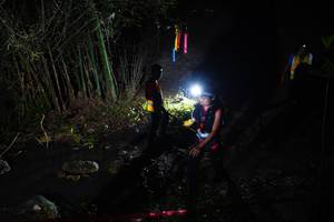 BIB: 
                            <button type="button" onclick="openModal(13660632)" class="btn btn-primary btn-sm float-right btn-popup" data-toggle="modal" data-target=".modal-high-quality">
                        <i class="fas fa-shopping-cart"></i> Add to Cart
                    </button>
                                            <button type="button" onclick="isThisMe(13660632, true)" class="btn btn-success btn-sm float-right btn-popup btn-isme hidden" data-toggle="tooltip" data-placement="bottom" title="นี่คือรูปของคุณใช่ไหม คลิกที่นี่เพื่อเอาเข้าอัลบั้ม">
                        <i class="fas fa-plus"></i> Add to album
                    </button>
                    <button type="button" onclick="isThisMe(13660632, false)" class="btn btn-warning btn-sm float-right btn-popup btn-isnotme hidden">
                        <i class="fas fa-ban"></i> Remove from album
                    </button>