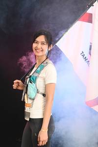 BIB: 
                            <button type="button" onclick="openModal(13679814)" class="btn btn-primary btn-sm float-right btn-popup" data-toggle="modal" data-target=".modal-high-quality">
                        <i class="fas fa-shopping-cart"></i> Add to Cart
                    </button>
                                            <button type="button" onclick="isThisMe(13679814, true)" class="btn btn-success btn-sm float-right btn-popup btn-isme hidden" data-toggle="tooltip" data-placement="bottom" title="นี่คือรูปของคุณใช่ไหม คลิกที่นี่เพื่อเอาเข้าอัลบั้ม">
                        <i class="fas fa-plus"></i> Add to album
                    </button>
                    <button type="button" onclick="isThisMe(13679814, false)" class="btn btn-warning btn-sm float-right btn-popup btn-isnotme hidden">
                        <i class="fas fa-ban"></i> Remove from album
                    </button>