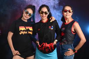 BIB: 
                            <button type="button" onclick="openModal(13679584)" class="btn btn-primary btn-sm float-right btn-popup" data-toggle="modal" data-target=".modal-high-quality">
                        <i class="fas fa-shopping-cart"></i> Add to Cart
                    </button>
                                            <button type="button" onclick="isThisMe(13679584, true)" class="btn btn-success btn-sm float-right btn-popup btn-isme hidden" data-toggle="tooltip" data-placement="bottom" title="นี่คือรูปของคุณใช่ไหม คลิกที่นี่เพื่อเอาเข้าอัลบั้ม">
                        <i class="fas fa-plus"></i> Add to album
                    </button>
                    <button type="button" onclick="isThisMe(13679584, false)" class="btn btn-warning btn-sm float-right btn-popup btn-isnotme hidden">
                        <i class="fas fa-ban"></i> Remove from album
                    </button>