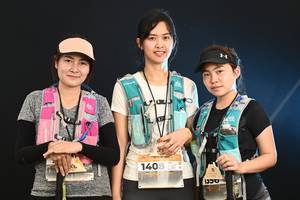 BIB: 
                            <button type="button" onclick="openModal(13679826)" class="btn btn-primary btn-sm float-right btn-popup" data-toggle="modal" data-target=".modal-high-quality">
                        <i class="fas fa-shopping-cart"></i> Add to Cart
                    </button>
                                            <button type="button" onclick="isThisMe(13679826, true)" class="btn btn-success btn-sm float-right btn-popup btn-isme hidden" data-toggle="tooltip" data-placement="bottom" title="นี่คือรูปของคุณใช่ไหม คลิกที่นี่เพื่อเอาเข้าอัลบั้ม">
                        <i class="fas fa-plus"></i> Add to album
                    </button>
                    <button type="button" onclick="isThisMe(13679826, false)" class="btn btn-warning btn-sm float-right btn-popup btn-isnotme hidden">
                        <i class="fas fa-ban"></i> Remove from album
                    </button>