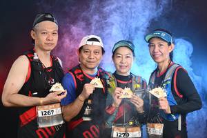 BIB: 
                            <button type="button" onclick="openModal(13679616)" class="btn btn-primary btn-sm float-right btn-popup" data-toggle="modal" data-target=".modal-high-quality">
                        <i class="fas fa-shopping-cart"></i> Add to Cart
                    </button>
                                            <button type="button" onclick="isThisMe(13679616, true)" class="btn btn-success btn-sm float-right btn-popup btn-isme hidden" data-toggle="tooltip" data-placement="bottom" title="นี่คือรูปของคุณใช่ไหม คลิกที่นี่เพื่อเอาเข้าอัลบั้ม">
                        <i class="fas fa-plus"></i> Add to album
                    </button>
                    <button type="button" onclick="isThisMe(13679616, false)" class="btn btn-warning btn-sm float-right btn-popup btn-isnotme hidden">
                        <i class="fas fa-ban"></i> Remove from album
                    </button>