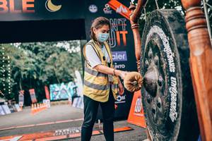 BIB: 
                            <button type="button" onclick="openModal(13689217)" class="btn btn-primary btn-sm float-right btn-popup" data-toggle="modal" data-target=".modal-high-quality">
                        <i class="fas fa-shopping-cart"></i> Add to Cart
                    </button>
                                            <button type="button" onclick="isThisMe(13689217, true)" class="btn btn-success btn-sm float-right btn-popup btn-isme hidden" data-toggle="tooltip" data-placement="bottom" title="นี่คือรูปของคุณใช่ไหม คลิกที่นี่เพื่อเอาเข้าอัลบั้ม">
                        <i class="fas fa-plus"></i> Add to album
                    </button>
                    <button type="button" onclick="isThisMe(13689217, false)" class="btn btn-warning btn-sm float-right btn-popup btn-isnotme hidden">
                        <i class="fas fa-ban"></i> Remove from album
                    </button>