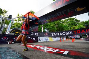 BIB: 
                            <button type="button" onclick="openModal(18553004)" class="btn btn-primary btn-sm float-right btn-popup" data-toggle="modal" data-target=".modal-high-quality">
                        <i class="fas fa-shopping-cart"></i> Add to Cart
                    </button>
                                            <button type="button" onclick="isThisMe(18553004, true)" class="btn btn-success btn-sm float-right btn-popup btn-isme hidden" data-toggle="tooltip" data-placement="bottom" title="นี่คือรูปของคุณใช่ไหม คลิกที่นี่เพื่อเอาเข้าอัลบั้ม">
                        <i class="fas fa-plus"></i> Add to album
                    </button>
                    <button type="button" onclick="isThisMe(18553004, false)" class="btn btn-warning btn-sm float-right btn-popup btn-isnotme hidden">
                        <i class="fas fa-ban"></i> Remove from album
                    </button>