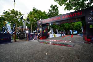 BIB: 
                            <button type="button" onclick="openModal(18553033)" class="btn btn-primary btn-sm float-right btn-popup" data-toggle="modal" data-target=".modal-high-quality">
                        <i class="fas fa-shopping-cart"></i> Add to Cart
                    </button>
                                            <button type="button" onclick="isThisMe(18553033, true)" class="btn btn-success btn-sm float-right btn-popup btn-isme hidden" data-toggle="tooltip" data-placement="bottom" title="นี่คือรูปของคุณใช่ไหม คลิกที่นี่เพื่อเอาเข้าอัลบั้ม">
                        <i class="fas fa-plus"></i> Add to album
                    </button>
                    <button type="button" onclick="isThisMe(18553033, false)" class="btn btn-warning btn-sm float-right btn-popup btn-isnotme hidden">
                        <i class="fas fa-ban"></i> Remove from album
                    </button>