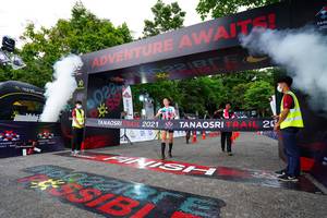 BIB: 
                            <button type="button" onclick="openModal(18553043)" class="btn btn-primary btn-sm float-right btn-popup" data-toggle="modal" data-target=".modal-high-quality">
                        <i class="fas fa-shopping-cart"></i> Add to Cart
                    </button>
                                            <button type="button" onclick="isThisMe(18553043, true)" class="btn btn-success btn-sm float-right btn-popup btn-isme hidden" data-toggle="tooltip" data-placement="bottom" title="นี่คือรูปของคุณใช่ไหม คลิกที่นี่เพื่อเอาเข้าอัลบั้ม">
                        <i class="fas fa-plus"></i> Add to album
                    </button>
                    <button type="button" onclick="isThisMe(18553043, false)" class="btn btn-warning btn-sm float-right btn-popup btn-isnotme hidden">
                        <i class="fas fa-ban"></i> Remove from album
                    </button>