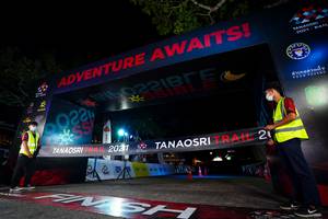 BIB: 
                            <button type="button" onclick="openModal(18551421)" class="btn btn-primary btn-sm float-right btn-popup" data-toggle="modal" data-target=".modal-high-quality">
                        <i class="fas fa-shopping-cart"></i> Add to Cart
                    </button>
                                            <button type="button" onclick="isThisMe(18551421, true)" class="btn btn-success btn-sm float-right btn-popup btn-isme hidden" data-toggle="tooltip" data-placement="bottom" title="นี่คือรูปของคุณใช่ไหม คลิกที่นี่เพื่อเอาเข้าอัลบั้ม">
                        <i class="fas fa-plus"></i> Add to album
                    </button>
                    <button type="button" onclick="isThisMe(18551421, false)" class="btn btn-warning btn-sm float-right btn-popup btn-isnotme hidden">
                        <i class="fas fa-ban"></i> Remove from album
                    </button>