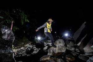 BIB: 
                            <button type="button" onclick="openModal(18575184)" class="btn btn-primary btn-sm float-right btn-popup" data-toggle="modal" data-target=".modal-high-quality">
                        <i class="fas fa-shopping-cart"></i> Add to Cart
                    </button>
                                            <button type="button" onclick="isThisMe(18575184, true)" class="btn btn-success btn-sm float-right btn-popup btn-isme hidden" data-toggle="tooltip" data-placement="bottom" title="นี่คือรูปของคุณใช่ไหม คลิกที่นี่เพื่อเอาเข้าอัลบั้ม">
                        <i class="fas fa-plus"></i> Add to album
                    </button>
                    <button type="button" onclick="isThisMe(18575184, false)" class="btn btn-warning btn-sm float-right btn-popup btn-isnotme hidden">
                        <i class="fas fa-ban"></i> Remove from album
                    </button>