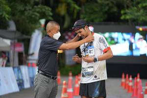 BIB: 
                            <button type="button" onclick="openModal(18466740)" class="btn btn-primary btn-sm float-right btn-popup" data-toggle="modal" data-target=".modal-high-quality">
                        <i class="fas fa-shopping-cart"></i> Add to Cart
                    </button>
                                            <button type="button" onclick="isThisMe(18466740, true)" class="btn btn-success btn-sm float-right btn-popup btn-isme hidden" data-toggle="tooltip" data-placement="bottom" title="นี่คือรูปของคุณใช่ไหม คลิกที่นี่เพื่อเอาเข้าอัลบั้ม">
                        <i class="fas fa-plus"></i> Add to album
                    </button>
                    <button type="button" onclick="isThisMe(18466740, false)" class="btn btn-warning btn-sm float-right btn-popup btn-isnotme hidden">
                        <i class="fas fa-ban"></i> Remove from album
                    </button>