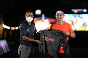 BIB: 
                            <button type="button" onclick="openModal(18465438)" class="btn btn-primary btn-sm float-right btn-popup" data-toggle="modal" data-target=".modal-high-quality">
                        <i class="fas fa-shopping-cart"></i> Add to Cart
                    </button>
                                            <button type="button" onclick="isThisMe(18465438, true)" class="btn btn-success btn-sm float-right btn-popup btn-isme hidden" data-toggle="tooltip" data-placement="bottom" title="นี่คือรูปของคุณใช่ไหม คลิกที่นี่เพื่อเอาเข้าอัลบั้ม">
                        <i class="fas fa-plus"></i> Add to album
                    </button>
                    <button type="button" onclick="isThisMe(18465438, false)" class="btn btn-warning btn-sm float-right btn-popup btn-isnotme hidden">
                        <i class="fas fa-ban"></i> Remove from album
                    </button>