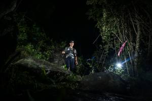 BIB: 
                            <button type="button" onclick="openModal(18538780)" class="btn btn-primary btn-sm float-right btn-popup" data-toggle="modal" data-target=".modal-high-quality">
                        <i class="fas fa-shopping-cart"></i> Add to Cart
                    </button>
                                            <button type="button" onclick="isThisMe(18538780, true)" class="btn btn-success btn-sm float-right btn-popup btn-isme hidden" data-toggle="tooltip" data-placement="bottom" title="นี่คือรูปของคุณใช่ไหม คลิกที่นี่เพื่อเอาเข้าอัลบั้ม">
                        <i class="fas fa-plus"></i> Add to album
                    </button>
                    <button type="button" onclick="isThisMe(18538780, false)" class="btn btn-warning btn-sm float-right btn-popup btn-isnotme hidden">
                        <i class="fas fa-ban"></i> Remove from album
                    </button>