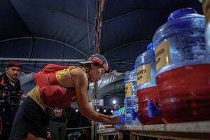 BIB: 
                            <button type="button" onclick="openModal(19589734)" class="btn btn-primary btn-sm float-right btn-popup" data-toggle="modal" data-target=".modal-high-quality">
                        <i class="fas fa-shopping-cart"></i> Add to Cart
                    </button>
                                            <button type="button" onclick="isThisMe(19589734, true)" class="btn btn-success btn-sm float-right btn-popup btn-isme hidden" data-toggle="tooltip" data-placement="bottom" title="นี่คือรูปของคุณใช่ไหม คลิกที่นี่เพื่อเอาเข้าอัลบั้ม">
                        <i class="fas fa-plus"></i> Add to album
                    </button>
                    <button type="button" onclick="isThisMe(19589734, false)" class="btn btn-warning btn-sm float-right btn-popup btn-isnotme hidden">
                        <i class="fas fa-ban"></i> Remove from album
                    </button>