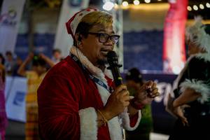 BIB: 
                            <button type="button" onclick="openModal(19590809)" class="btn btn-primary btn-sm float-right btn-popup" data-toggle="modal" data-target=".modal-high-quality">
                        <i class="fas fa-shopping-cart"></i> Add to Cart
                    </button>
                                            <button type="button" onclick="isThisMe(19590809, true)" class="btn btn-success btn-sm float-right btn-popup btn-isme hidden" data-toggle="tooltip" data-placement="bottom" title="นี่คือรูปของคุณใช่ไหม คลิกที่นี่เพื่อเอาเข้าอัลบั้ม">
                        <i class="fas fa-plus"></i> Add to album
                    </button>
                    <button type="button" onclick="isThisMe(19590809, false)" class="btn btn-warning btn-sm float-right btn-popup btn-isnotme hidden">
                        <i class="fas fa-ban"></i> Remove from album
                    </button>