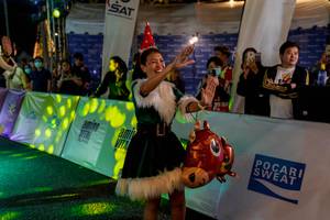 BIB: 
                            <button type="button" onclick="openModal(19590826)" class="btn btn-primary btn-sm float-right btn-popup" data-toggle="modal" data-target=".modal-high-quality">
                        <i class="fas fa-shopping-cart"></i> Add to Cart
                    </button>
                                            <button type="button" onclick="isThisMe(19590826, true)" class="btn btn-success btn-sm float-right btn-popup btn-isme hidden" data-toggle="tooltip" data-placement="bottom" title="นี่คือรูปของคุณใช่ไหม คลิกที่นี่เพื่อเอาเข้าอัลบั้ม">
                        <i class="fas fa-plus"></i> Add to album
                    </button>
                    <button type="button" onclick="isThisMe(19590826, false)" class="btn btn-warning btn-sm float-right btn-popup btn-isnotme hidden">
                        <i class="fas fa-ban"></i> Remove from album
                    </button>