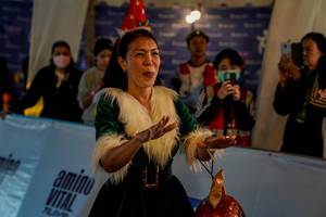 BIB: 
                            <button type="button" onclick="openModal(19590830)" class="btn btn-primary btn-sm float-right btn-popup" data-toggle="modal" data-target=".modal-high-quality">
                        <i class="fas fa-shopping-cart"></i> Add to Cart
                    </button>
                                            <button type="button" onclick="isThisMe(19590830, true)" class="btn btn-success btn-sm float-right btn-popup btn-isme hidden" data-toggle="tooltip" data-placement="bottom" title="นี่คือรูปของคุณใช่ไหม คลิกที่นี่เพื่อเอาเข้าอัลบั้ม">
                        <i class="fas fa-plus"></i> Add to album
                    </button>
                    <button type="button" onclick="isThisMe(19590830, false)" class="btn btn-warning btn-sm float-right btn-popup btn-isnotme hidden">
                        <i class="fas fa-ban"></i> Remove from album
                    </button>