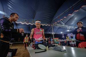 BIB: 
                            <button type="button" onclick="openModal(19589675)" class="btn btn-primary btn-sm float-right btn-popup" data-toggle="modal" data-target=".modal-high-quality">
                        <i class="fas fa-shopping-cart"></i> Add to Cart
                    </button>
                                            <button type="button" onclick="isThisMe(19589675, true)" class="btn btn-success btn-sm float-right btn-popup btn-isme hidden" data-toggle="tooltip" data-placement="bottom" title="นี่คือรูปของคุณใช่ไหม คลิกที่นี่เพื่อเอาเข้าอัลบั้ม">
                        <i class="fas fa-plus"></i> Add to album
                    </button>
                    <button type="button" onclick="isThisMe(19589675, false)" class="btn btn-warning btn-sm float-right btn-popup btn-isnotme hidden">
                        <i class="fas fa-ban"></i> Remove from album
                    </button>