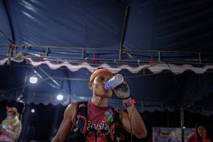 BIB: 
                            <button type="button" onclick="openModal(19589716)" class="btn btn-primary btn-sm float-right btn-popup" data-toggle="modal" data-target=".modal-high-quality">
                        <i class="fas fa-shopping-cart"></i> Add to Cart
                    </button>
                                            <button type="button" onclick="isThisMe(19589716, true)" class="btn btn-success btn-sm float-right btn-popup btn-isme hidden" data-toggle="tooltip" data-placement="bottom" title="นี่คือรูปของคุณใช่ไหม คลิกที่นี่เพื่อเอาเข้าอัลบั้ม">
                        <i class="fas fa-plus"></i> Add to album
                    </button>
                    <button type="button" onclick="isThisMe(19589716, false)" class="btn btn-warning btn-sm float-right btn-popup btn-isnotme hidden">
                        <i class="fas fa-ban"></i> Remove from album
                    </button>