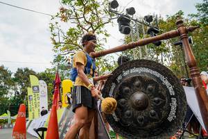 BIB: 
                            <button type="button" onclick="openModal(19589766)" class="btn btn-primary btn-sm float-right btn-popup" data-toggle="modal" data-target=".modal-high-quality">
                        <i class="fas fa-shopping-cart"></i> Add to Cart
                    </button>
                                            <button type="button" onclick="isThisMe(19589766, true)" class="btn btn-success btn-sm float-right btn-popup btn-isme hidden" data-toggle="tooltip" data-placement="bottom" title="นี่คือรูปของคุณใช่ไหม คลิกที่นี่เพื่อเอาเข้าอัลบั้ม">
                        <i class="fas fa-plus"></i> Add to album
                    </button>
                    <button type="button" onclick="isThisMe(19589766, false)" class="btn btn-warning btn-sm float-right btn-popup btn-isnotme hidden">
                        <i class="fas fa-ban"></i> Remove from album
                    </button>