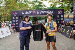 BIB: 
                            <button type="button" onclick="openModal(19589805)" class="btn btn-primary btn-sm float-right btn-popup" data-toggle="modal" data-target=".modal-high-quality">
                        <i class="fas fa-shopping-cart"></i> Add to Cart
                    </button>
                                            <button type="button" onclick="isThisMe(19589805, true)" class="btn btn-success btn-sm float-right btn-popup btn-isme hidden" data-toggle="tooltip" data-placement="bottom" title="นี่คือรูปของคุณใช่ไหม คลิกที่นี่เพื่อเอาเข้าอัลบั้ม">
                        <i class="fas fa-plus"></i> Add to album
                    </button>
                    <button type="button" onclick="isThisMe(19589805, false)" class="btn btn-warning btn-sm float-right btn-popup btn-isnotme hidden">
                        <i class="fas fa-ban"></i> Remove from album
                    </button>