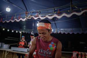 BIB: 
                            <button type="button" onclick="openModal(19589710)" class="btn btn-primary btn-sm float-right btn-popup" data-toggle="modal" data-target=".modal-high-quality">
                        <i class="fas fa-shopping-cart"></i> Add to Cart
                    </button>
                                            <button type="button" onclick="isThisMe(19589710, true)" class="btn btn-success btn-sm float-right btn-popup btn-isme hidden" data-toggle="tooltip" data-placement="bottom" title="นี่คือรูปของคุณใช่ไหม คลิกที่นี่เพื่อเอาเข้าอัลบั้ม">
                        <i class="fas fa-plus"></i> Add to album
                    </button>
                    <button type="button" onclick="isThisMe(19589710, false)" class="btn btn-warning btn-sm float-right btn-popup btn-isnotme hidden">
                        <i class="fas fa-ban"></i> Remove from album
                    </button>