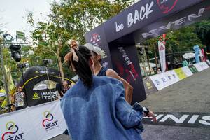 BIB: 
                            <button type="button" onclick="openModal(19590113)" class="btn btn-primary btn-sm float-right btn-popup" data-toggle="modal" data-target=".modal-high-quality">
                        <i class="fas fa-shopping-cart"></i> Add to Cart
                    </button>
                                            <button type="button" onclick="isThisMe(19590113, true)" class="btn btn-success btn-sm float-right btn-popup btn-isme hidden" data-toggle="tooltip" data-placement="bottom" title="นี่คือรูปของคุณใช่ไหม คลิกที่นี่เพื่อเอาเข้าอัลบั้ม">
                        <i class="fas fa-plus"></i> Add to album
                    </button>
                    <button type="button" onclick="isThisMe(19590113, false)" class="btn btn-warning btn-sm float-right btn-popup btn-isnotme hidden">
                        <i class="fas fa-ban"></i> Remove from album
                    </button>