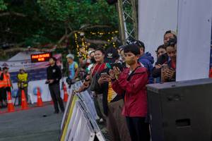 BIB: 
                            <button type="button" onclick="openModal(19593006)" class="btn btn-primary btn-sm float-right btn-popup" data-toggle="modal" data-target=".modal-high-quality">
                        <i class="fas fa-shopping-cart"></i> Add to Cart
                    </button>
                                            <button type="button" onclick="isThisMe(19593006, true)" class="btn btn-success btn-sm float-right btn-popup btn-isme hidden" data-toggle="tooltip" data-placement="bottom" title="นี่คือรูปของคุณใช่ไหม คลิกที่นี่เพื่อเอาเข้าอัลบั้ม">
                        <i class="fas fa-plus"></i> Add to album
                    </button>
                    <button type="button" onclick="isThisMe(19593006, false)" class="btn btn-warning btn-sm float-right btn-popup btn-isnotme hidden">
                        <i class="fas fa-ban"></i> Remove from album
                    </button>