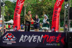 BIB: 
                            <button type="button" onclick="openModal(19593425)" class="btn btn-primary btn-sm float-right btn-popup" data-toggle="modal" data-target=".modal-high-quality">
                        <i class="fas fa-shopping-cart"></i> Add to Cart
                    </button>
                                            <button type="button" onclick="isThisMe(19593425, true)" class="btn btn-success btn-sm float-right btn-popup btn-isme hidden" data-toggle="tooltip" data-placement="bottom" title="นี่คือรูปของคุณใช่ไหม คลิกที่นี่เพื่อเอาเข้าอัลบั้ม">
                        <i class="fas fa-plus"></i> Add to album
                    </button>
                    <button type="button" onclick="isThisMe(19593425, false)" class="btn btn-warning btn-sm float-right btn-popup btn-isnotme hidden">
                        <i class="fas fa-ban"></i> Remove from album
                    </button>