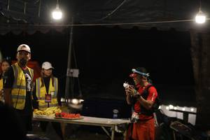 BIB: 
                            <button type="button" onclick="openModal(19591733)" class="btn btn-primary btn-sm float-right btn-popup" data-toggle="modal" data-target=".modal-high-quality">
                        <i class="fas fa-shopping-cart"></i> Add to Cart
                    </button>
                                            <button type="button" onclick="isThisMe(19591733, true)" class="btn btn-success btn-sm float-right btn-popup btn-isme hidden" data-toggle="tooltip" data-placement="bottom" title="นี่คือรูปของคุณใช่ไหม คลิกที่นี่เพื่อเอาเข้าอัลบั้ม">
                        <i class="fas fa-plus"></i> Add to album
                    </button>
                    <button type="button" onclick="isThisMe(19591733, false)" class="btn btn-warning btn-sm float-right btn-popup btn-isnotme hidden">
                        <i class="fas fa-ban"></i> Remove from album
                    </button>