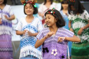 BIB: 
                            <button type="button" onclick="openModal(19591918)" class="btn btn-primary btn-sm float-right btn-popup" data-toggle="modal" data-target=".modal-high-quality">
                        <i class="fas fa-shopping-cart"></i> Add to Cart
                    </button>
                                            <button type="button" onclick="isThisMe(19591918, true)" class="btn btn-success btn-sm float-right btn-popup btn-isme hidden" data-toggle="tooltip" data-placement="bottom" title="นี่คือรูปของคุณใช่ไหม คลิกที่นี่เพื่อเอาเข้าอัลบั้ม">
                        <i class="fas fa-plus"></i> Add to album
                    </button>
                    <button type="button" onclick="isThisMe(19591918, false)" class="btn btn-warning btn-sm float-right btn-popup btn-isnotme hidden">
                        <i class="fas fa-ban"></i> Remove from album
                    </button>