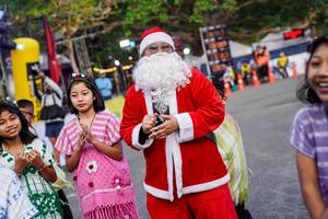 BIB: 
                            <button type="button" onclick="openModal(19593166)" class="btn btn-primary btn-sm float-right btn-popup" data-toggle="modal" data-target=".modal-high-quality">
                        <i class="fas fa-shopping-cart"></i> Add to Cart
                    </button>
                                            <button type="button" onclick="isThisMe(19593166, true)" class="btn btn-success btn-sm float-right btn-popup btn-isme hidden" data-toggle="tooltip" data-placement="bottom" title="นี่คือรูปของคุณใช่ไหม คลิกที่นี่เพื่อเอาเข้าอัลบั้ม">
                        <i class="fas fa-plus"></i> Add to album
                    </button>
                    <button type="button" onclick="isThisMe(19593166, false)" class="btn btn-warning btn-sm float-right btn-popup btn-isnotme hidden">
                        <i class="fas fa-ban"></i> Remove from album
                    </button>