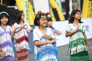 BIB: 
                            <button type="button" onclick="openModal(19591923)" class="btn btn-primary btn-sm float-right btn-popup" data-toggle="modal" data-target=".modal-high-quality">
                        <i class="fas fa-shopping-cart"></i> Add to Cart
                    </button>
                                            <button type="button" onclick="isThisMe(19591923, true)" class="btn btn-success btn-sm float-right btn-popup btn-isme hidden" data-toggle="tooltip" data-placement="bottom" title="นี่คือรูปของคุณใช่ไหม คลิกที่นี่เพื่อเอาเข้าอัลบั้ม">
                        <i class="fas fa-plus"></i> Add to album
                    </button>
                    <button type="button" onclick="isThisMe(19591923, false)" class="btn btn-warning btn-sm float-right btn-popup btn-isnotme hidden">
                        <i class="fas fa-ban"></i> Remove from album
                    </button>