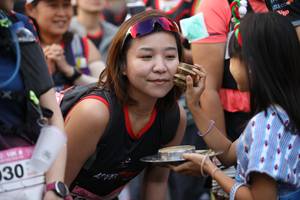 BIB: 
                            <button type="button" onclick="openModal(19591892)" class="btn btn-primary btn-sm float-right btn-popup" data-toggle="modal" data-target=".modal-high-quality">
                        <i class="fas fa-shopping-cart"></i> Add to Cart
                    </button>
                                            <button type="button" onclick="isThisMe(19591892, true)" class="btn btn-success btn-sm float-right btn-popup btn-isme hidden" data-toggle="tooltip" data-placement="bottom" title="นี่คือรูปของคุณใช่ไหม คลิกที่นี่เพื่อเอาเข้าอัลบั้ม">
                        <i class="fas fa-plus"></i> Add to album
                    </button>
                    <button type="button" onclick="isThisMe(19591892, false)" class="btn btn-warning btn-sm float-right btn-popup btn-isnotme hidden">
                        <i class="fas fa-ban"></i> Remove from album
                    </button>