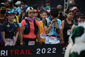 BIB: 
                            <button type="button" onclick="openModal(19591914)" class="btn btn-primary btn-sm float-right btn-popup" data-toggle="modal" data-target=".modal-high-quality">
                        <i class="fas fa-shopping-cart"></i> Add to Cart
                    </button>
                                            <button type="button" onclick="isThisMe(19591914, true)" class="btn btn-success btn-sm float-right btn-popup btn-isme hidden" data-toggle="tooltip" data-placement="bottom" title="นี่คือรูปของคุณใช่ไหม คลิกที่นี่เพื่อเอาเข้าอัลบั้ม">
                        <i class="fas fa-plus"></i> Add to album
                    </button>
                    <button type="button" onclick="isThisMe(19591914, false)" class="btn btn-warning btn-sm float-right btn-popup btn-isnotme hidden">
                        <i class="fas fa-ban"></i> Remove from album
                    </button>