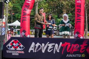 BIB: 
                            <button type="button" onclick="openModal(19592544)" class="btn btn-primary btn-sm float-right btn-popup" data-toggle="modal" data-target=".modal-high-quality">
                        <i class="fas fa-shopping-cart"></i> Add to Cart
                    </button>
                                            <button type="button" onclick="isThisMe(19592544, true)" class="btn btn-success btn-sm float-right btn-popup btn-isme hidden" data-toggle="tooltip" data-placement="bottom" title="นี่คือรูปของคุณใช่ไหม คลิกที่นี่เพื่อเอาเข้าอัลบั้ม">
                        <i class="fas fa-plus"></i> Add to album
                    </button>
                    <button type="button" onclick="isThisMe(19592544, false)" class="btn btn-warning btn-sm float-right btn-popup btn-isnotme hidden">
                        <i class="fas fa-ban"></i> Remove from album
                    </button>