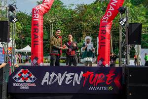 BIB: 
                            <button type="button" onclick="openModal(19593483)" class="btn btn-primary btn-sm float-right btn-popup" data-toggle="modal" data-target=".modal-high-quality">
                        <i class="fas fa-shopping-cart"></i> Add to Cart
                    </button>
                                            <button type="button" onclick="isThisMe(19593483, true)" class="btn btn-success btn-sm float-right btn-popup btn-isme hidden" data-toggle="tooltip" data-placement="bottom" title="นี่คือรูปของคุณใช่ไหม คลิกที่นี่เพื่อเอาเข้าอัลบั้ม">
                        <i class="fas fa-plus"></i> Add to album
                    </button>
                    <button type="button" onclick="isThisMe(19593483, false)" class="btn btn-warning btn-sm float-right btn-popup btn-isnotme hidden">
                        <i class="fas fa-ban"></i> Remove from album
                    </button>