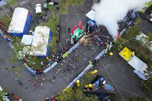 BIB: 
                            <button type="button" onclick="openModal(19591993)" class="btn btn-primary btn-sm float-right btn-popup" data-toggle="modal" data-target=".modal-high-quality">
                        <i class="fas fa-shopping-cart"></i> Add to Cart
                    </button>
                                            <button type="button" onclick="isThisMe(19591993, true)" class="btn btn-success btn-sm float-right btn-popup btn-isme hidden" data-toggle="tooltip" data-placement="bottom" title="นี่คือรูปของคุณใช่ไหม คลิกที่นี่เพื่อเอาเข้าอัลบั้ม">
                        <i class="fas fa-plus"></i> Add to album
                    </button>
                    <button type="button" onclick="isThisMe(19591993, false)" class="btn btn-warning btn-sm float-right btn-popup btn-isnotme hidden">
                        <i class="fas fa-ban"></i> Remove from album
                    </button>