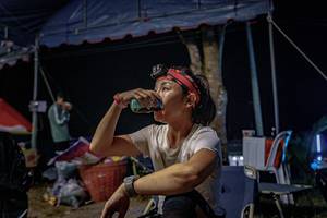 BIB: 
                            <button type="button" onclick="openModal(19592044)" class="btn btn-primary btn-sm float-right btn-popup" data-toggle="modal" data-target=".modal-high-quality">
                        <i class="fas fa-shopping-cart"></i> Add to Cart
                    </button>
                                            <button type="button" onclick="isThisMe(19592044, true)" class="btn btn-success btn-sm float-right btn-popup btn-isme hidden" data-toggle="tooltip" data-placement="bottom" title="นี่คือรูปของคุณใช่ไหม คลิกที่นี่เพื่อเอาเข้าอัลบั้ม">
                        <i class="fas fa-plus"></i> Add to album
                    </button>
                    <button type="button" onclick="isThisMe(19592044, false)" class="btn btn-warning btn-sm float-right btn-popup btn-isnotme hidden">
                        <i class="fas fa-ban"></i> Remove from album
                    </button>