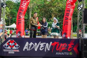 BIB: 
                            <button type="button" onclick="openModal(19593423)" class="btn btn-primary btn-sm float-right btn-popup" data-toggle="modal" data-target=".modal-high-quality">
                        <i class="fas fa-shopping-cart"></i> Add to Cart
                    </button>
                                            <button type="button" onclick="isThisMe(19593423, true)" class="btn btn-success btn-sm float-right btn-popup btn-isme hidden" data-toggle="tooltip" data-placement="bottom" title="นี่คือรูปของคุณใช่ไหม คลิกที่นี่เพื่อเอาเข้าอัลบั้ม">
                        <i class="fas fa-plus"></i> Add to album
                    </button>
                    <button type="button" onclick="isThisMe(19593423, false)" class="btn btn-warning btn-sm float-right btn-popup btn-isnotme hidden">
                        <i class="fas fa-ban"></i> Remove from album
                    </button>