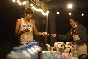 BIB: 
                            <button type="button" onclick="openModal(19591752)" class="btn btn-primary btn-sm float-right btn-popup" data-toggle="modal" data-target=".modal-high-quality">
                        <i class="fas fa-shopping-cart"></i> Add to Cart
                    </button>
                                            <button type="button" onclick="isThisMe(19591752, true)" class="btn btn-success btn-sm float-right btn-popup btn-isme hidden" data-toggle="tooltip" data-placement="bottom" title="นี่คือรูปของคุณใช่ไหม คลิกที่นี่เพื่อเอาเข้าอัลบั้ม">
                        <i class="fas fa-plus"></i> Add to album
                    </button>
                    <button type="button" onclick="isThisMe(19591752, false)" class="btn btn-warning btn-sm float-right btn-popup btn-isnotme hidden">
                        <i class="fas fa-ban"></i> Remove from album
                    </button>