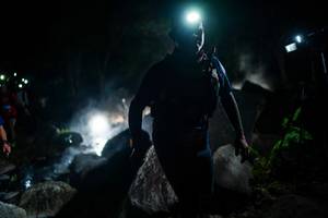 BIB: 
                            <button type="button" onclick="openModal(19451975)" class="btn btn-primary btn-sm float-right btn-popup" data-toggle="modal" data-target=".modal-high-quality">
                        <i class="fas fa-shopping-cart"></i> Add to Cart
                    </button>
                                            <button type="button" onclick="isThisMe(19451975, true)" class="btn btn-success btn-sm float-right btn-popup btn-isme hidden" data-toggle="tooltip" data-placement="bottom" title="นี่คือรูปของคุณใช่ไหม คลิกที่นี่เพื่อเอาเข้าอัลบั้ม">
                        <i class="fas fa-plus"></i> Add to album
                    </button>
                    <button type="button" onclick="isThisMe(19451975, false)" class="btn btn-warning btn-sm float-right btn-popup btn-isnotme hidden">
                        <i class="fas fa-ban"></i> Remove from album
                    </button>