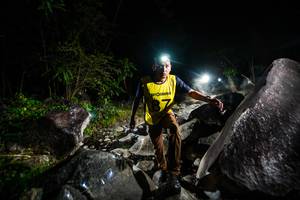 BIB: 
                            <button type="button" onclick="openModal(19450930)" class="btn btn-primary btn-sm float-right btn-popup" data-toggle="modal" data-target=".modal-high-quality">
                        <i class="fas fa-shopping-cart"></i> Add to Cart
                    </button>
                                            <button type="button" onclick="isThisMe(19450930, true)" class="btn btn-success btn-sm float-right btn-popup btn-isme hidden" data-toggle="tooltip" data-placement="bottom" title="นี่คือรูปของคุณใช่ไหม คลิกที่นี่เพื่อเอาเข้าอัลบั้ม">
                        <i class="fas fa-plus"></i> Add to album
                    </button>
                    <button type="button" onclick="isThisMe(19450930, false)" class="btn btn-warning btn-sm float-right btn-popup btn-isnotme hidden">
                        <i class="fas fa-ban"></i> Remove from album
                    </button>