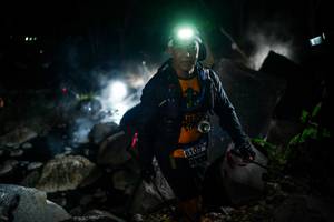 BIB: 
                            <button type="button" onclick="openModal(19451774)" class="btn btn-primary btn-sm float-right btn-popup" data-toggle="modal" data-target=".modal-high-quality">
                        <i class="fas fa-shopping-cart"></i> Add to Cart
                    </button>
                                            <button type="button" onclick="isThisMe(19451774, true)" class="btn btn-success btn-sm float-right btn-popup btn-isme hidden" data-toggle="tooltip" data-placement="bottom" title="นี่คือรูปของคุณใช่ไหม คลิกที่นี่เพื่อเอาเข้าอัลบั้ม">
                        <i class="fas fa-plus"></i> Add to album
                    </button>
                    <button type="button" onclick="isThisMe(19451774, false)" class="btn btn-warning btn-sm float-right btn-popup btn-isnotme hidden">
                        <i class="fas fa-ban"></i> Remove from album
                    </button>