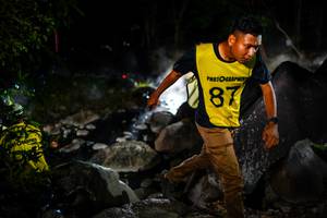 BIB: 
                            <button type="button" onclick="openModal(19451092)" class="btn btn-primary btn-sm float-right btn-popup" data-toggle="modal" data-target=".modal-high-quality">
                        <i class="fas fa-shopping-cart"></i> Add to Cart
                    </button>
                                            <button type="button" onclick="isThisMe(19451092, true)" class="btn btn-success btn-sm float-right btn-popup btn-isme hidden" data-toggle="tooltip" data-placement="bottom" title="นี่คือรูปของคุณใช่ไหม คลิกที่นี่เพื่อเอาเข้าอัลบั้ม">
                        <i class="fas fa-plus"></i> Add to album
                    </button>
                    <button type="button" onclick="isThisMe(19451092, false)" class="btn btn-warning btn-sm float-right btn-popup btn-isnotme hidden">
                        <i class="fas fa-ban"></i> Remove from album
                    </button>