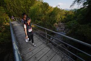 BIB: 
                            <button type="button" onclick="openModal(19534184)" class="btn btn-primary btn-sm float-right btn-popup" data-toggle="modal" data-target=".modal-high-quality">
                        <i class="fas fa-shopping-cart"></i> Add to Cart
                    </button>
                                            <button type="button" onclick="isThisMe(19534184, true)" class="btn btn-success btn-sm float-right btn-popup btn-isme hidden" data-toggle="tooltip" data-placement="bottom" title="นี่คือรูปของคุณใช่ไหม คลิกที่นี่เพื่อเอาเข้าอัลบั้ม">
                        <i class="fas fa-plus"></i> Add to album
                    </button>
                    <button type="button" onclick="isThisMe(19534184, false)" class="btn btn-warning btn-sm float-right btn-popup btn-isnotme hidden">
                        <i class="fas fa-ban"></i> Remove from album
                    </button>