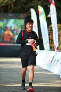 BIB: 
                            <button type="button" onclick="openModal(19572018)" class="btn btn-primary btn-sm float-right btn-popup" data-toggle="modal" data-target=".modal-high-quality">
                        <i class="fas fa-shopping-cart"></i> Add to Cart
                    </button>
                                            <button type="button" onclick="isThisMe(19572018, true)" class="btn btn-success btn-sm float-right btn-popup btn-isme hidden" data-toggle="tooltip" data-placement="bottom" title="นี่คือรูปของคุณใช่ไหม คลิกที่นี่เพื่อเอาเข้าอัลบั้ม">
                        <i class="fas fa-plus"></i> Add to album
                    </button>
                    <button type="button" onclick="isThisMe(19572018, false)" class="btn btn-warning btn-sm float-right btn-popup btn-isnotme hidden">
                        <i class="fas fa-ban"></i> Remove from album
                    </button>