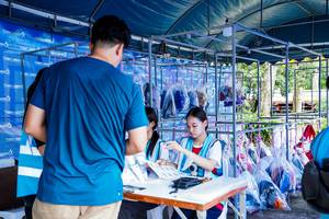 BIB: 
                            <button type="button" onclick="openModal(22243225)" class="btn btn-primary btn-sm float-right btn-popup" data-toggle="modal" data-target=".modal-high-quality">
                        <i class="fas fa-shopping-cart"></i> Add to Cart
                    </button>
                                            <button type="button" onclick="isThisMe(22243225, true)" class="btn btn-success btn-sm float-right btn-popup btn-isme hidden" data-toggle="tooltip" data-placement="bottom" title="นี่คือรูปของคุณใช่ไหม คลิกที่นี่เพื่อเอาเข้าอัลบั้ม">
                        <i class="fas fa-plus"></i> Add to album
                    </button>
                    <button type="button" onclick="isThisMe(22243225, false)" class="btn btn-warning btn-sm float-right btn-popup btn-isnotme hidden">
                        <i class="fas fa-ban"></i> Remove from album
                    </button>