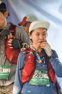 BIB: 
                            <button type="button" onclick="openModal(25206159)" class="btn btn-primary btn-sm float-right btn-popup" data-toggle="modal" data-target=".modal-high-quality">
                        <i class="fas fa-shopping-cart"></i> Add to Cart
                    </button>
                                            <button type="button" onclick="isThisMe(25206159, true)" class="btn btn-success btn-sm float-right btn-popup btn-isme hidden" data-toggle="tooltip" data-placement="bottom" title="นี่คือรูปของคุณใช่ไหม คลิกที่นี่เพื่อเอาเข้าอัลบั้ม">
                        <i class="fas fa-plus"></i> Add to album
                    </button>
                    <button type="button" onclick="isThisMe(25206159, false)" class="btn btn-warning btn-sm float-right btn-popup btn-isnotme hidden">
                        <i class="fas fa-ban"></i> Remove from album
                    </button>