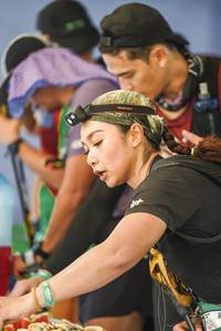 BIB: 
                            <button type="button" onclick="openModal(25206532)" class="btn btn-primary btn-sm float-right btn-popup" data-toggle="modal" data-target=".modal-high-quality">
                        <i class="fas fa-shopping-cart"></i> Add to Cart
                    </button>
                                            <button type="button" onclick="isThisMe(25206532, true)" class="btn btn-success btn-sm float-right btn-popup btn-isme hidden" data-toggle="tooltip" data-placement="bottom" title="นี่คือรูปของคุณใช่ไหม คลิกที่นี่เพื่อเอาเข้าอัลบั้ม">
                        <i class="fas fa-plus"></i> Add to album
                    </button>
                    <button type="button" onclick="isThisMe(25206532, false)" class="btn btn-warning btn-sm float-right btn-popup btn-isnotme hidden">
                        <i class="fas fa-ban"></i> Remove from album
                    </button>