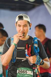 BIB: 
                            <button type="button" onclick="openModal(25206357)" class="btn btn-primary btn-sm float-right btn-popup" data-toggle="modal" data-target=".modal-high-quality">
                        <i class="fas fa-shopping-cart"></i> Add to Cart
                    </button>
                                            <button type="button" onclick="isThisMe(25206357, true)" class="btn btn-success btn-sm float-right btn-popup btn-isme hidden" data-toggle="tooltip" data-placement="bottom" title="นี่คือรูปของคุณใช่ไหม คลิกที่นี่เพื่อเอาเข้าอัลบั้ม">
                        <i class="fas fa-plus"></i> Add to album
                    </button>
                    <button type="button" onclick="isThisMe(25206357, false)" class="btn btn-warning btn-sm float-right btn-popup btn-isnotme hidden">
                        <i class="fas fa-ban"></i> Remove from album
                    </button>