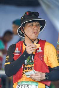 BIB: 
                            <button type="button" onclick="openModal(25206428)" class="btn btn-primary btn-sm float-right btn-popup" data-toggle="modal" data-target=".modal-high-quality">
                        <i class="fas fa-shopping-cart"></i> Add to Cart
                    </button>
                                            <button type="button" onclick="isThisMe(25206428, true)" class="btn btn-success btn-sm float-right btn-popup btn-isme hidden" data-toggle="tooltip" data-placement="bottom" title="นี่คือรูปของคุณใช่ไหม คลิกที่นี่เพื่อเอาเข้าอัลบั้ม">
                        <i class="fas fa-plus"></i> Add to album
                    </button>
                    <button type="button" onclick="isThisMe(25206428, false)" class="btn btn-warning btn-sm float-right btn-popup btn-isnotme hidden">
                        <i class="fas fa-ban"></i> Remove from album
                    </button>